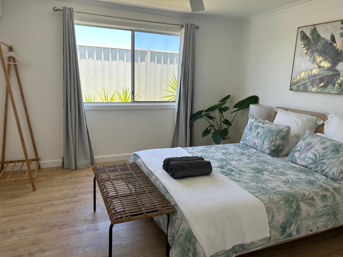 Ocean View Retreat Villa Калбари Екстериор снимка